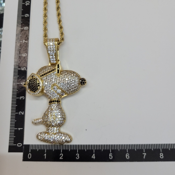 Brand New Snoopy Gold Stainless Steel Rhinestone Necklace - Picture 9 of 10